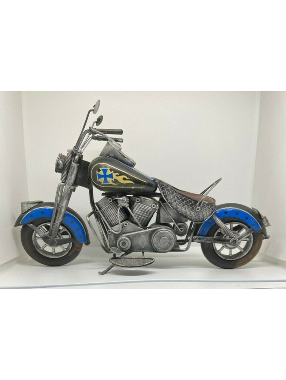 Rustic Harley-Davidson 15" x 9" x 5"